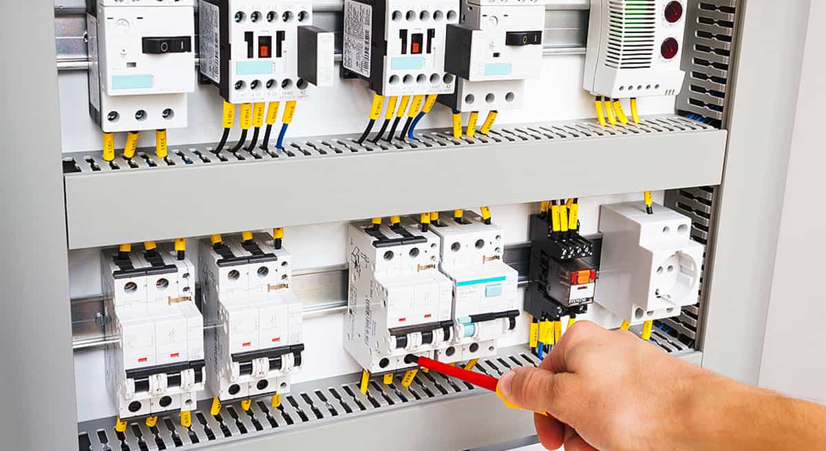 HADE Automation Steuerungen Schaltschränke HADE Automation Steuerungen Schaltschränke